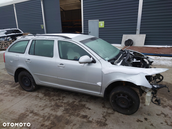 Skoda Octavia 2010 R 2.0 TDI 103 KW NA CZĘŚCI