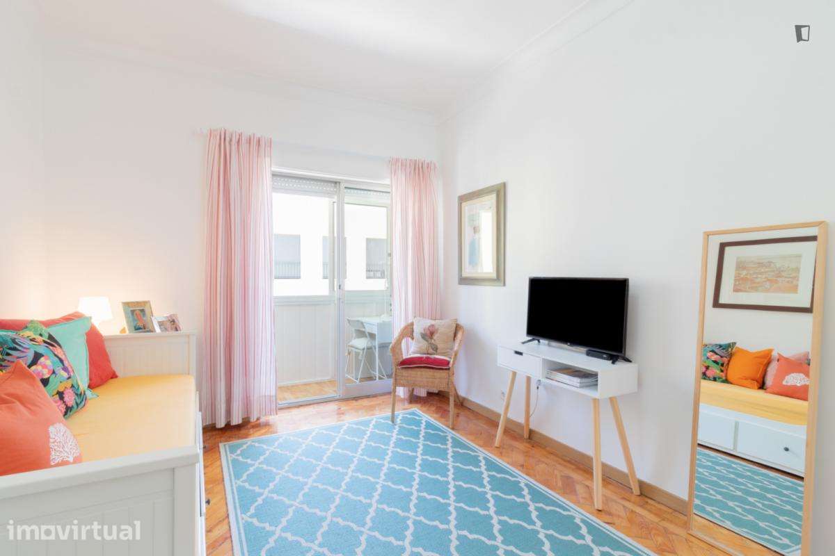 Apartamento com 1 quartos - localizado em Ajuda Lisbon - Grande imagem: 4/11