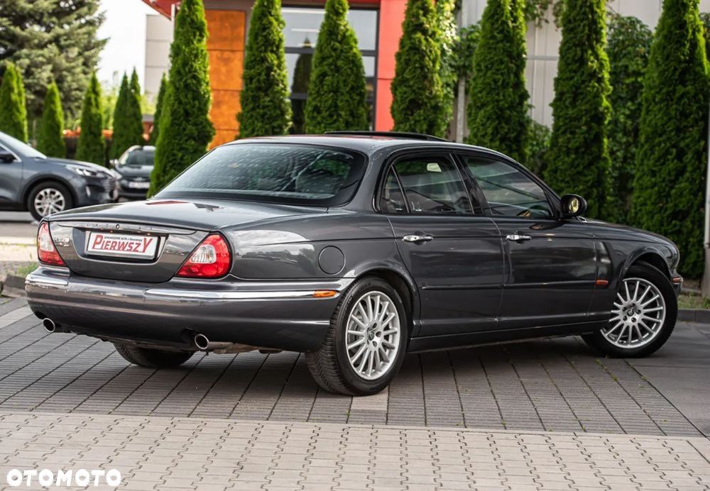 Jaguar XJR 4.2 - 11