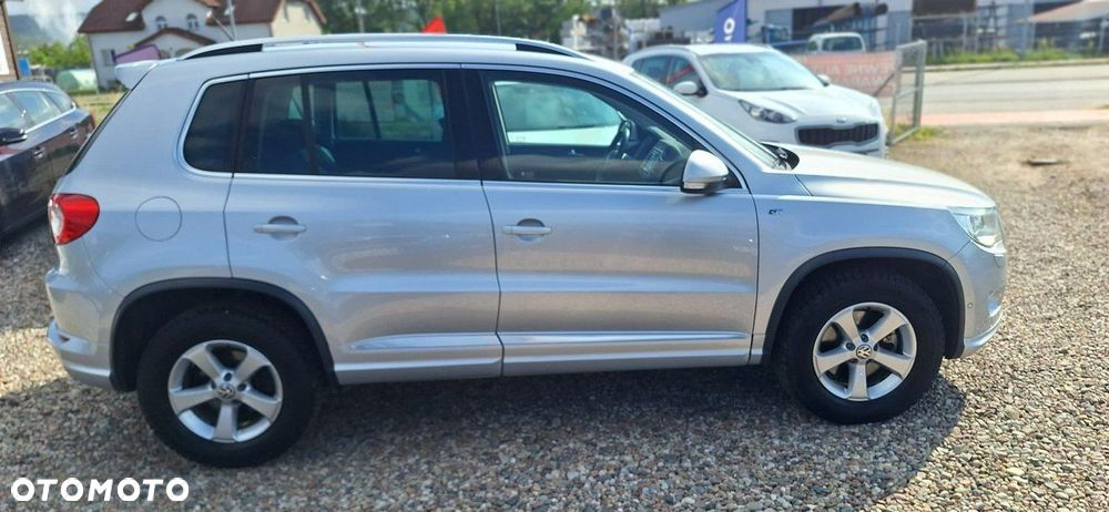 Volkswagen Tiguan - 8