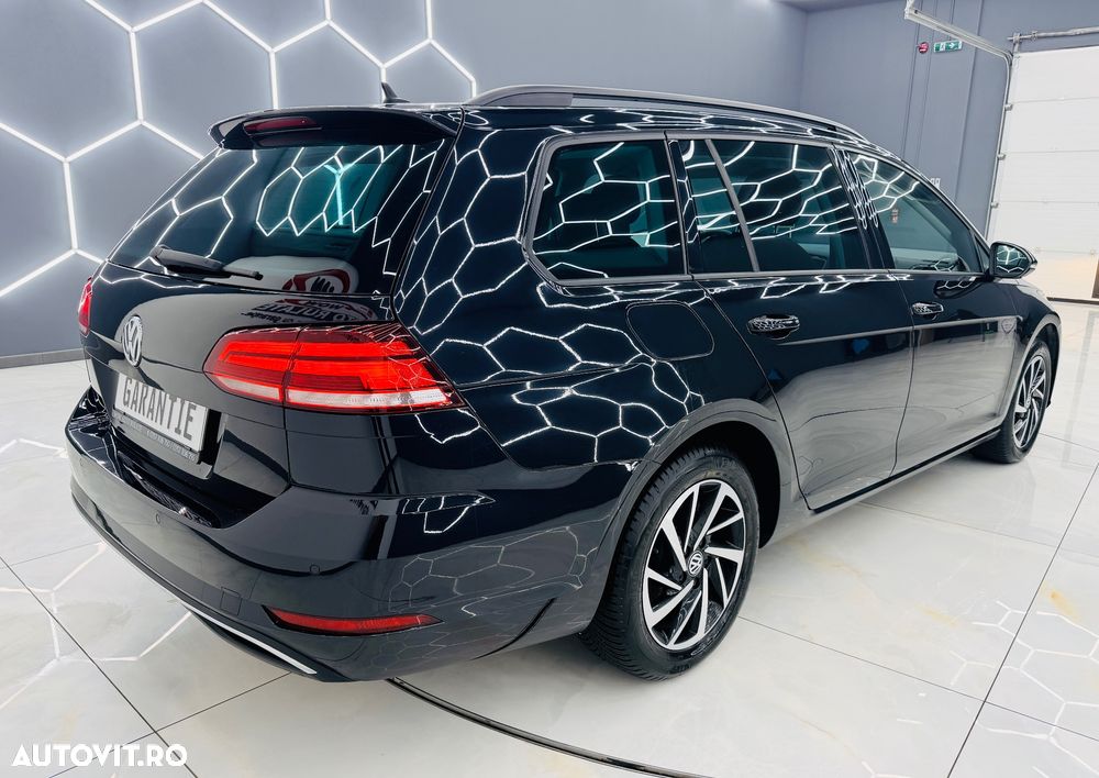 Volkswagen Golf Variant 1.6 TDI DSG Join - 3