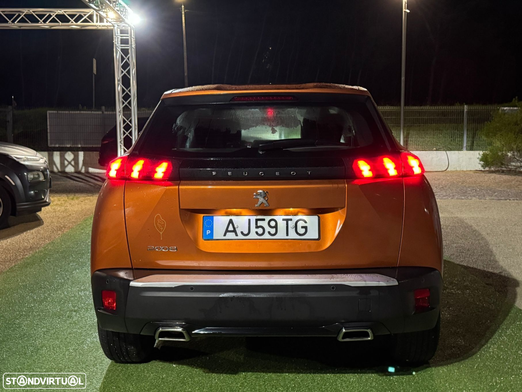Peugeot 2008 1.2 PureTech Active Pack - 31