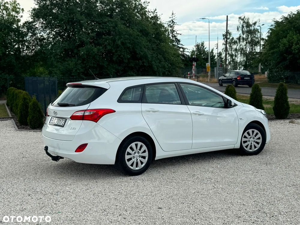 Hyundai i30 1.6 CRDI Intro Edition - 9
