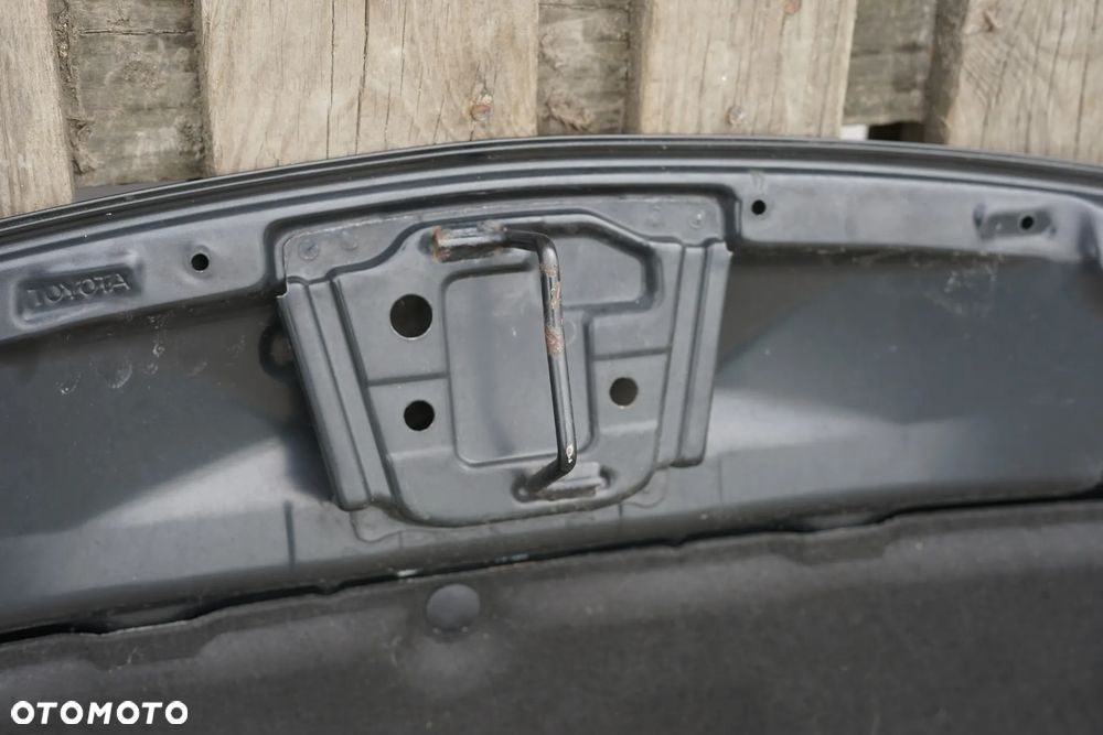 Maska pokrywa silnika Toyota Yaris II 209 - 12