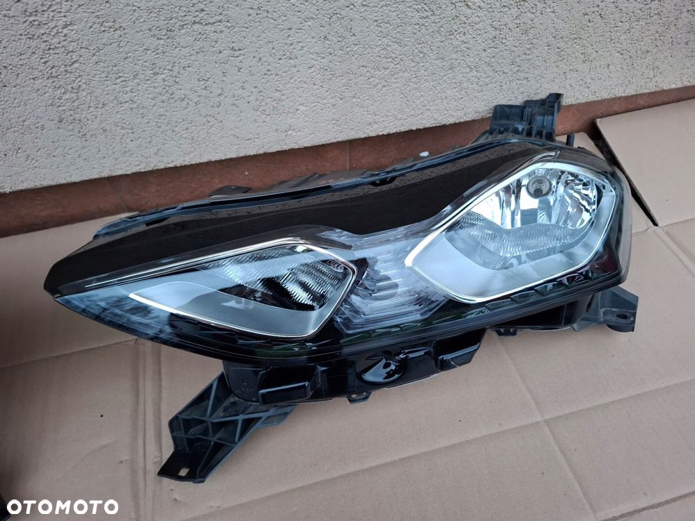 lampa przednia citroen ds3 crossback oryginał ładny stan - 3