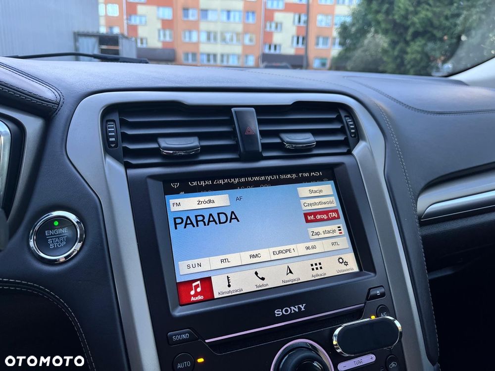 Ford Mondeo Vignale 2.0 Hybrid - 28