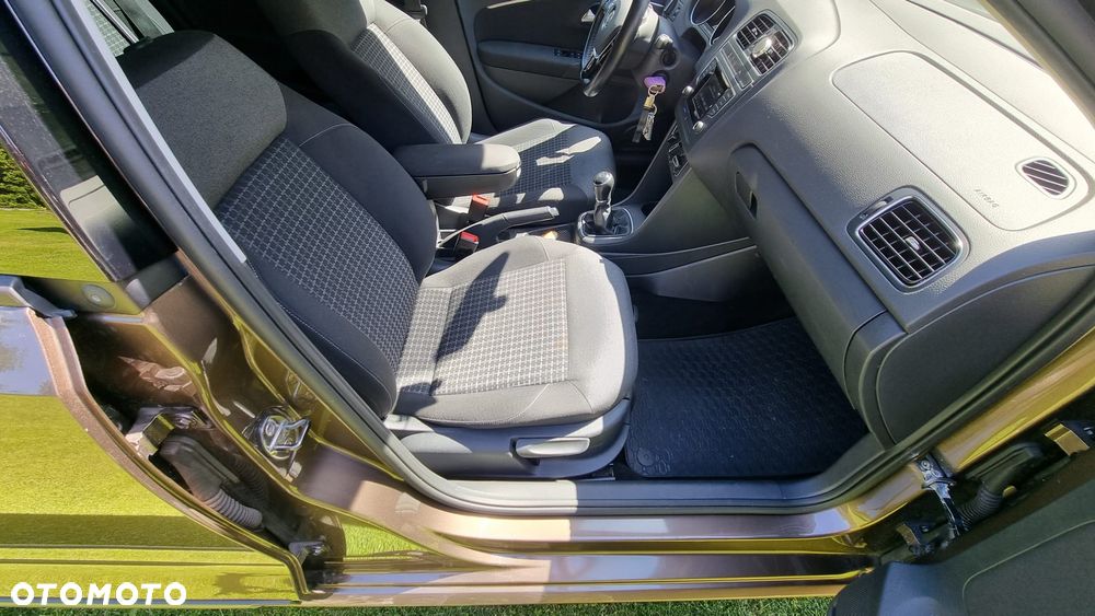 Volkswagen Polo 1.2 TSI BMT Comfortline - 12