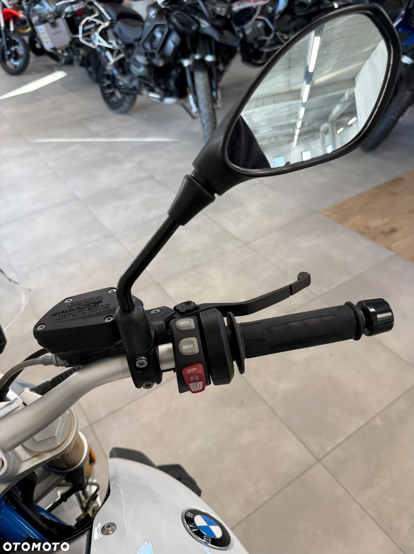 BMW R - 9