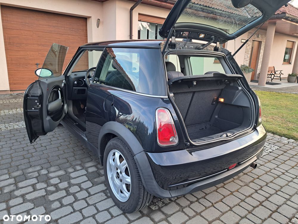 MINI ONE Seven - 24