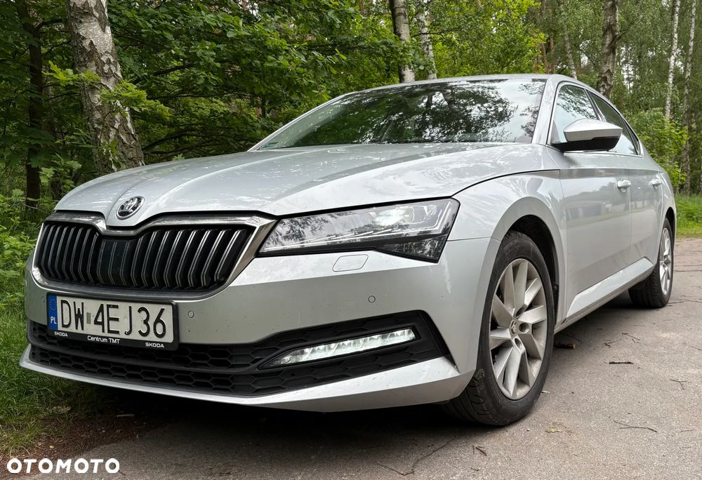 Skoda Superb 2.0 TDI Ambition DSG - 1