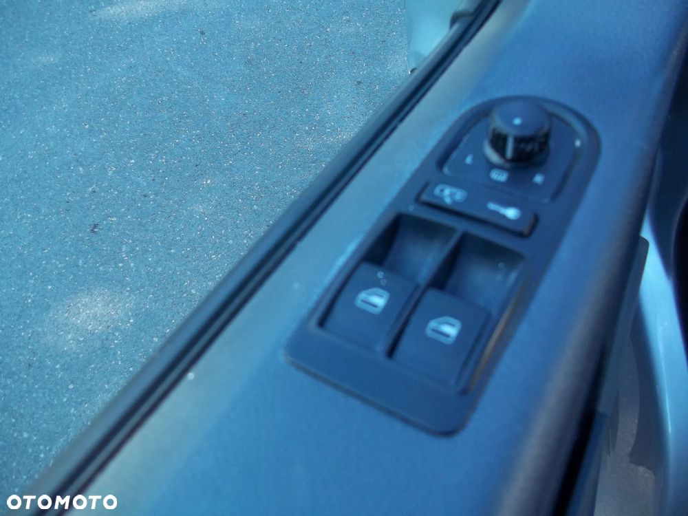 Volkswagen Transporter Caravelle Kurz DPF Bulli - 13