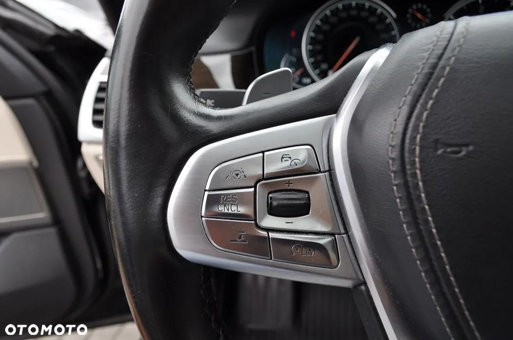 BMW Seria 7 750Ld xDrive - 18