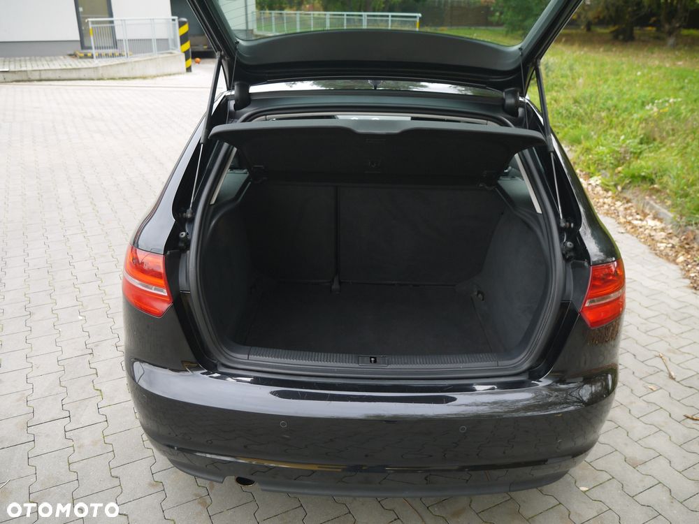 Audi A3 Sportback 1.6 Ambition - 6