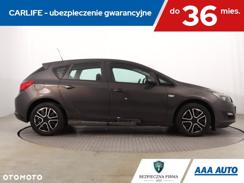 Opel Astra - 8