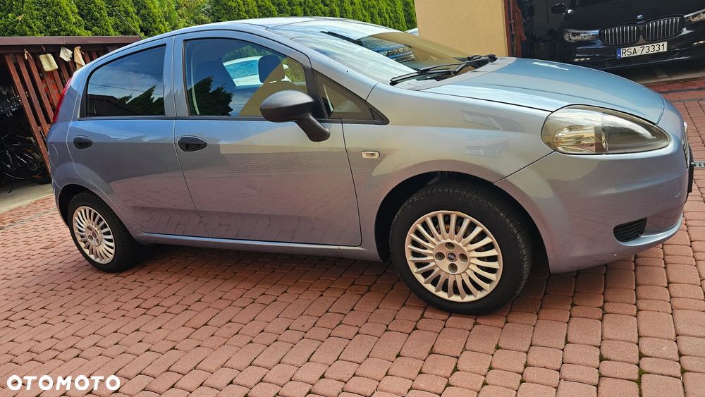 Fiat Grande Punto Actual 1.2 8V Estiva - 21