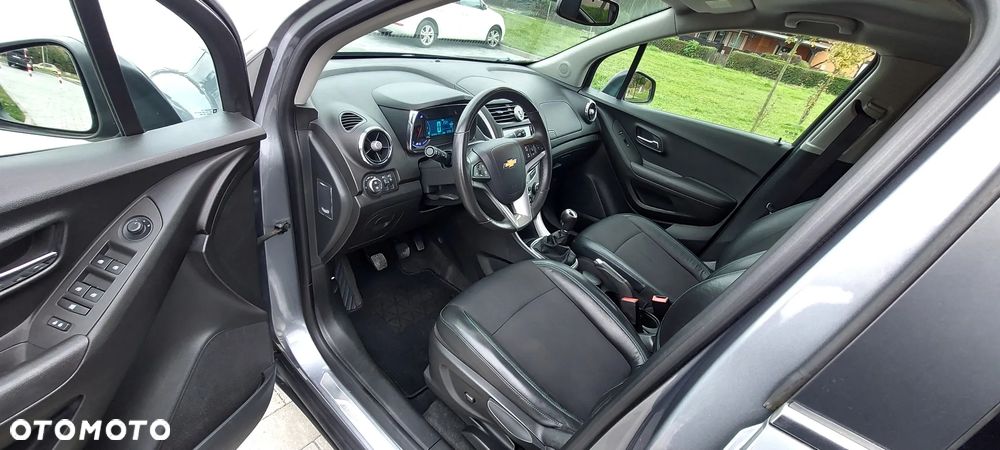Chevrolet Trax 1.6 LT - 22
