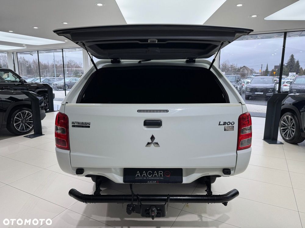 Mitsubishi L200 2.4 d DC Invite EU6 - 16