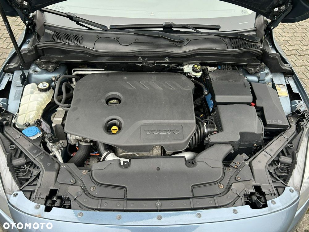 Volvo V40 - 20