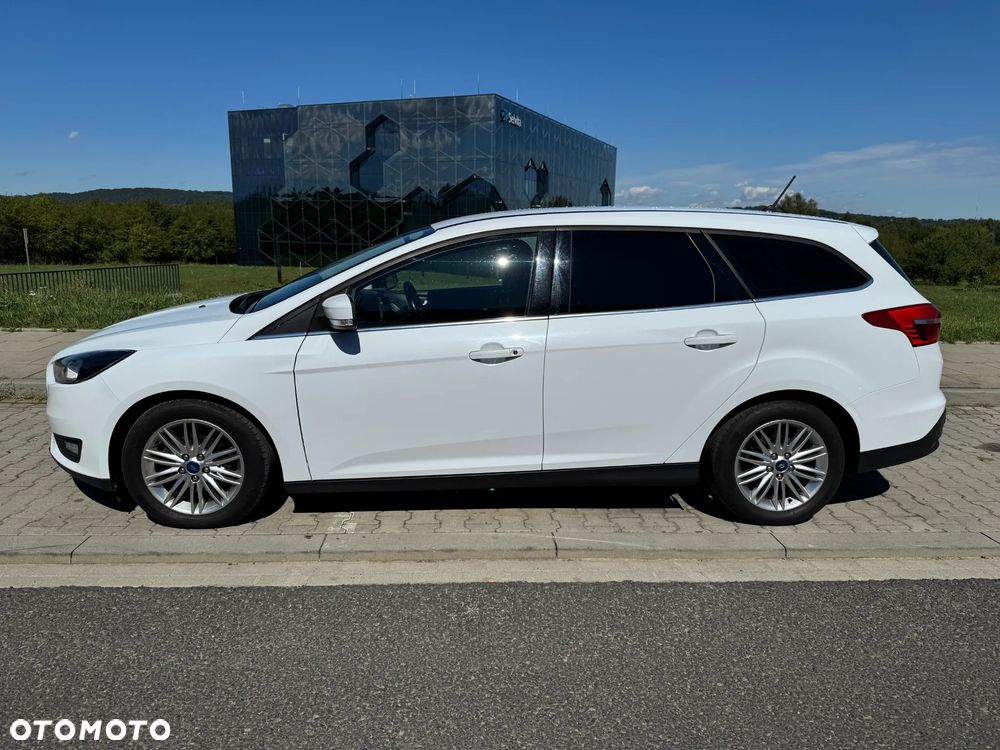 Ford Focus 2017 photo 2