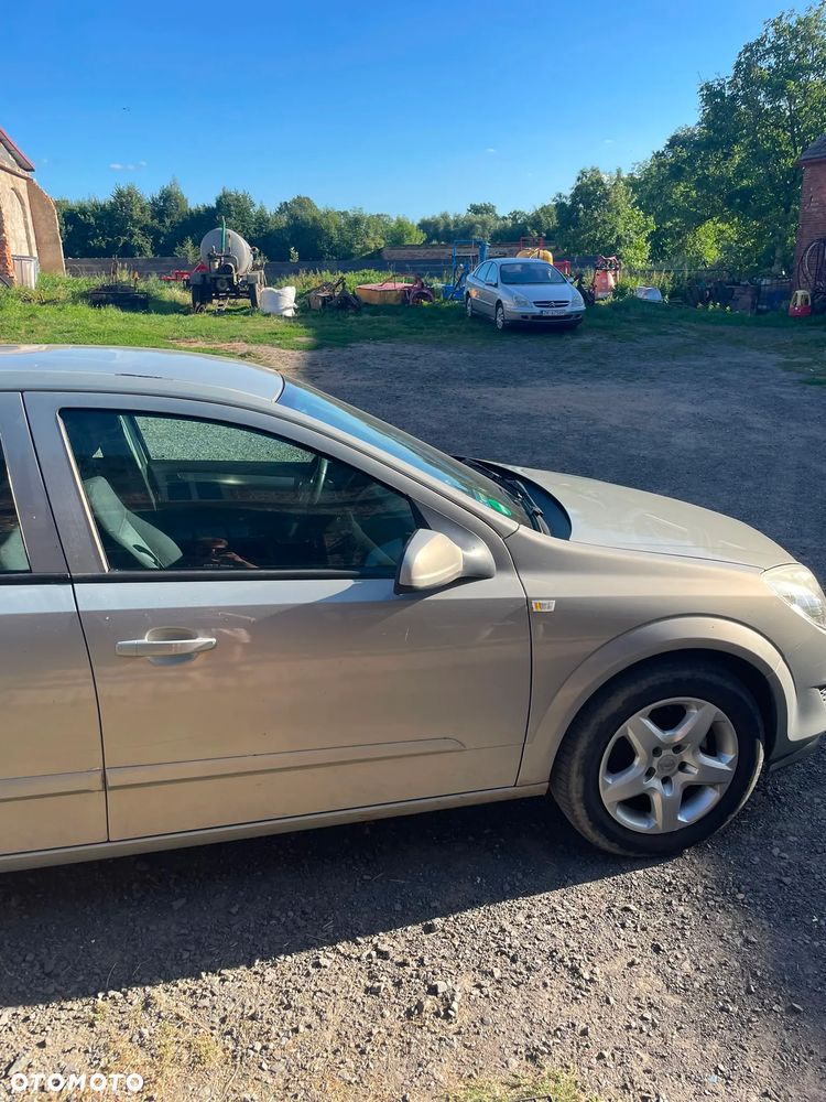 Opel Astra 1.4 - 10