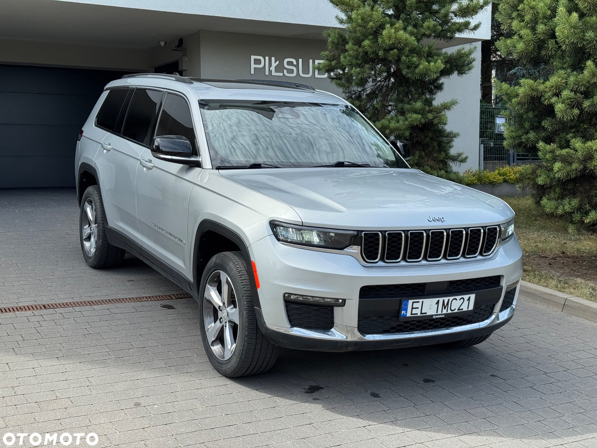 Jeep Grand Cherokee - 3