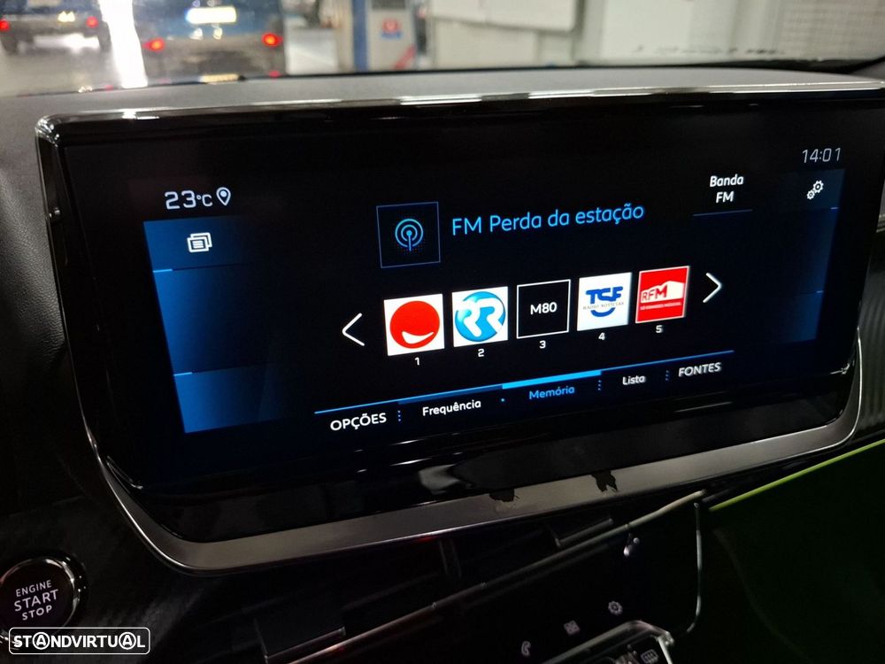 Peugeot 2008 1.2 PureTech GT EAT8 - 22