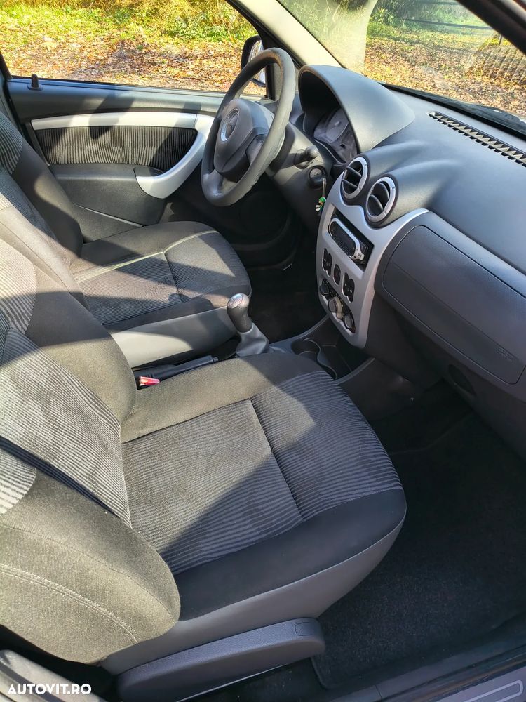 Dacia Sandero 1.4 MPI Laureate - 7