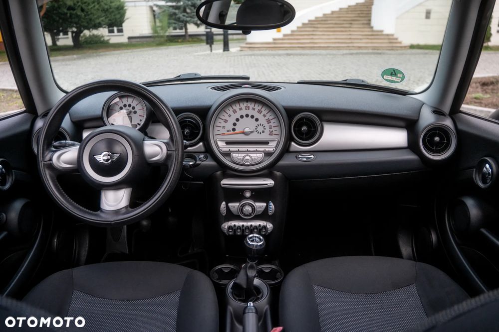 MINI ONE Standard - 15