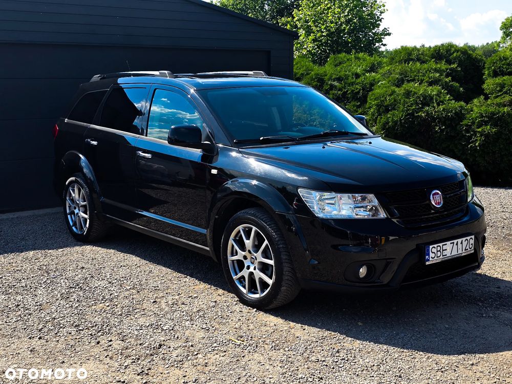 Fiat Freemont 2.0 Multijet Black Code AWD - 3