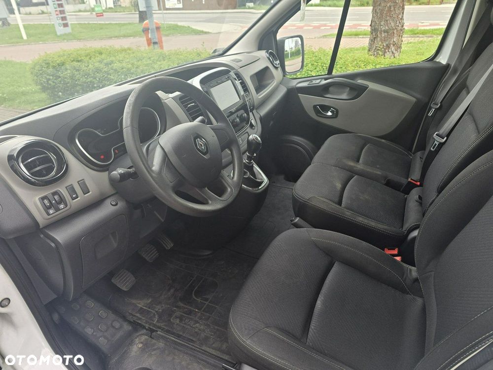 Renault Trafic - 8