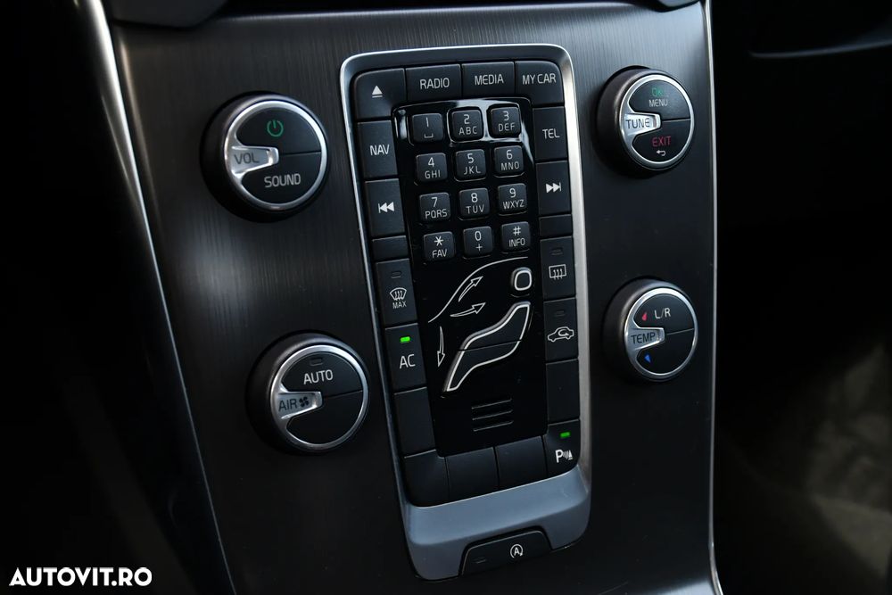 Volvo V40 D2 ECO Summum - 18
