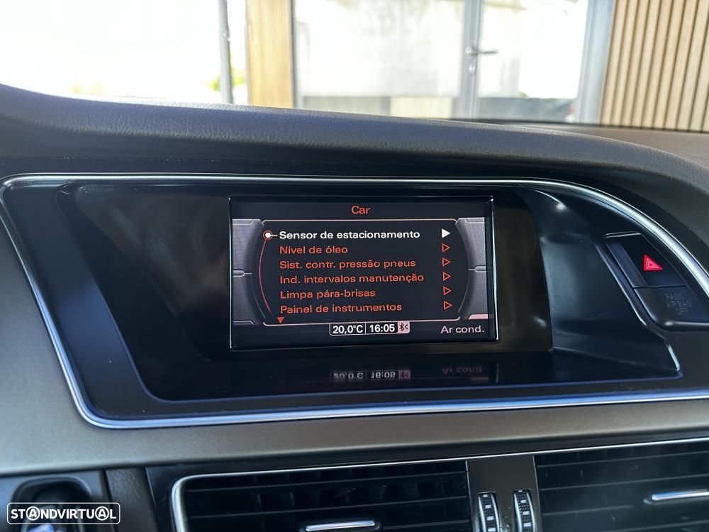 Audi A4 Avant 2.0 TDI Exclusive - 27