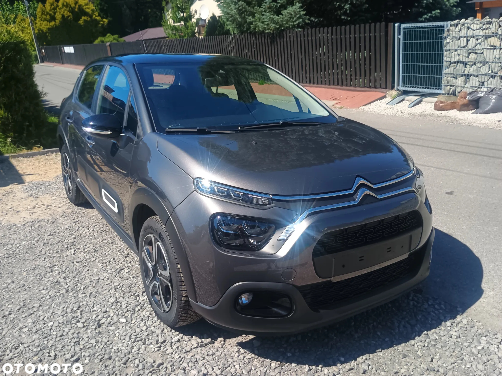 Citroën C3 1.2 PureTech Shine - 2