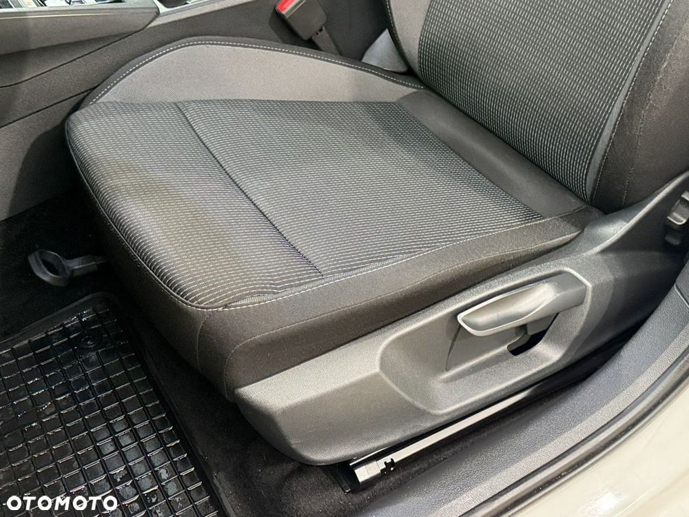 Skoda Octavia 2.0 TDI Ambition DSG - 18