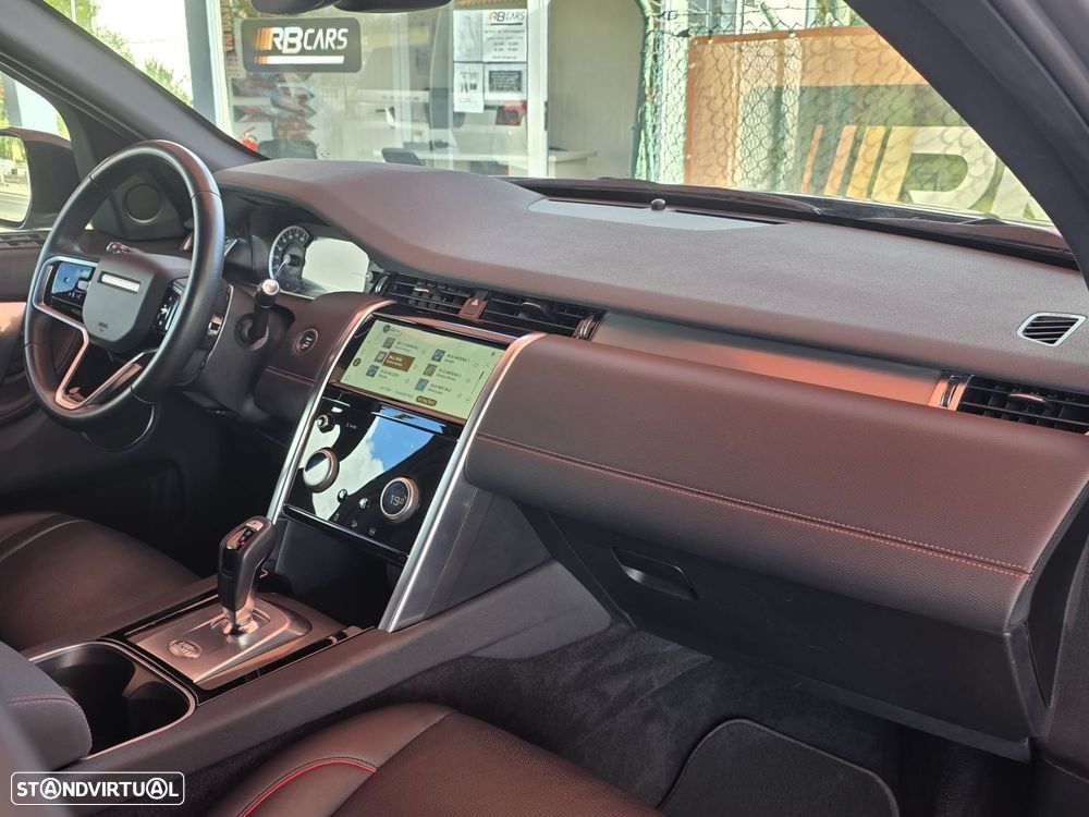 Land Rover Discovery Sport 1.5 I3 P300e AWD R-Dynamic S - 15