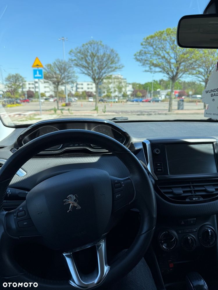Peugeot 208 1.2 PureTech Access - 10
