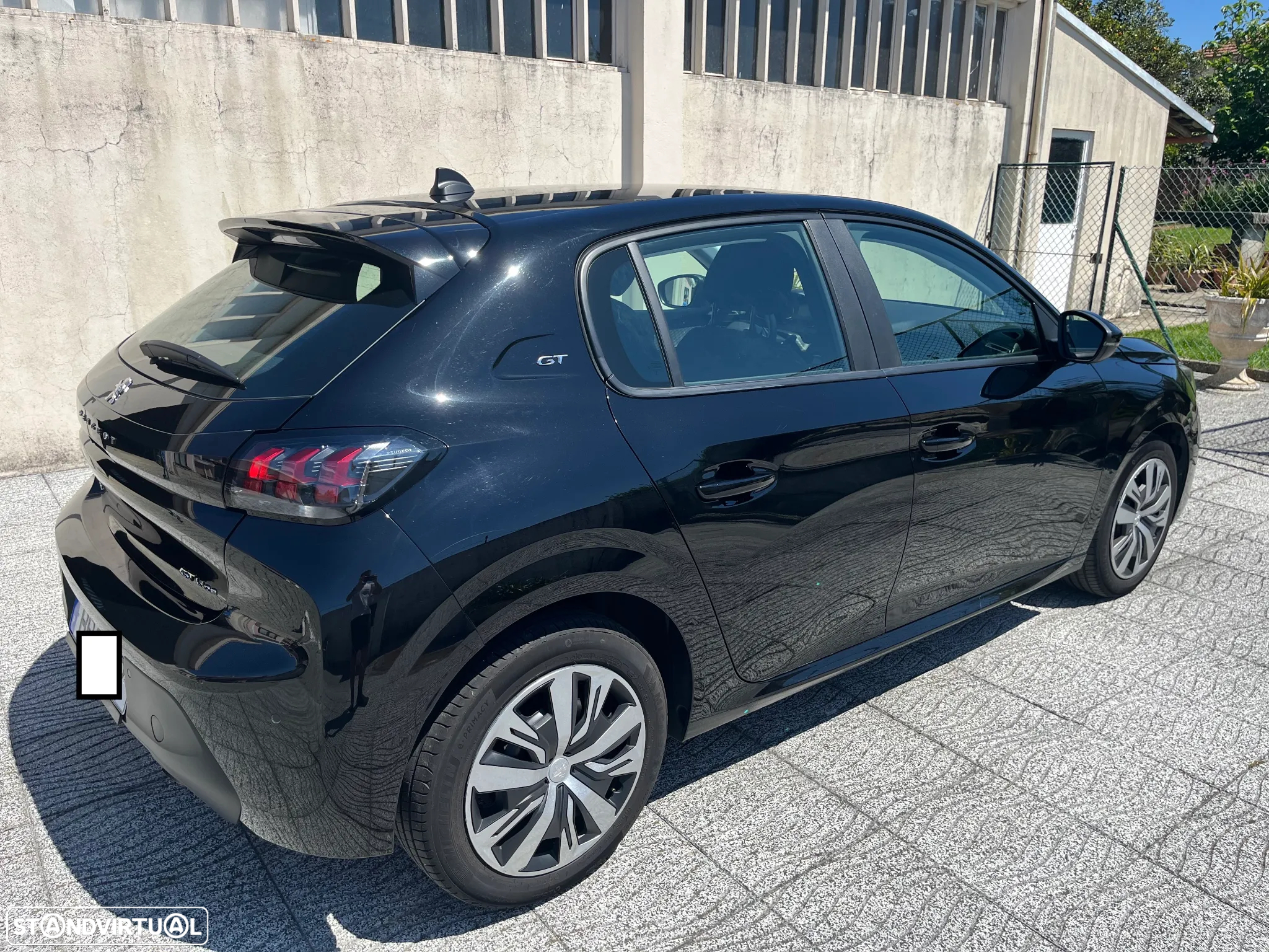 Peugeot 208 1.2 PureTech Active Pack - 2