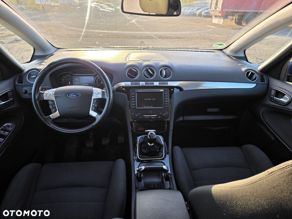 Ford S-Max - 18