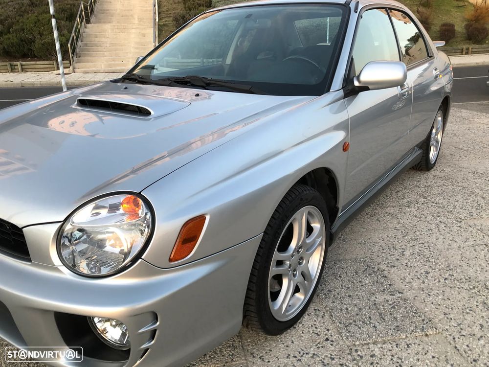 Subaru Impreza Sedan 2.0 WRX - 16