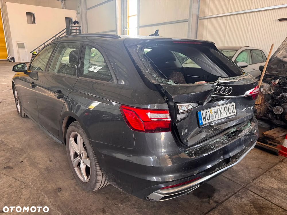 Audi A4 Avant 40 TFSI S tronic - 9
