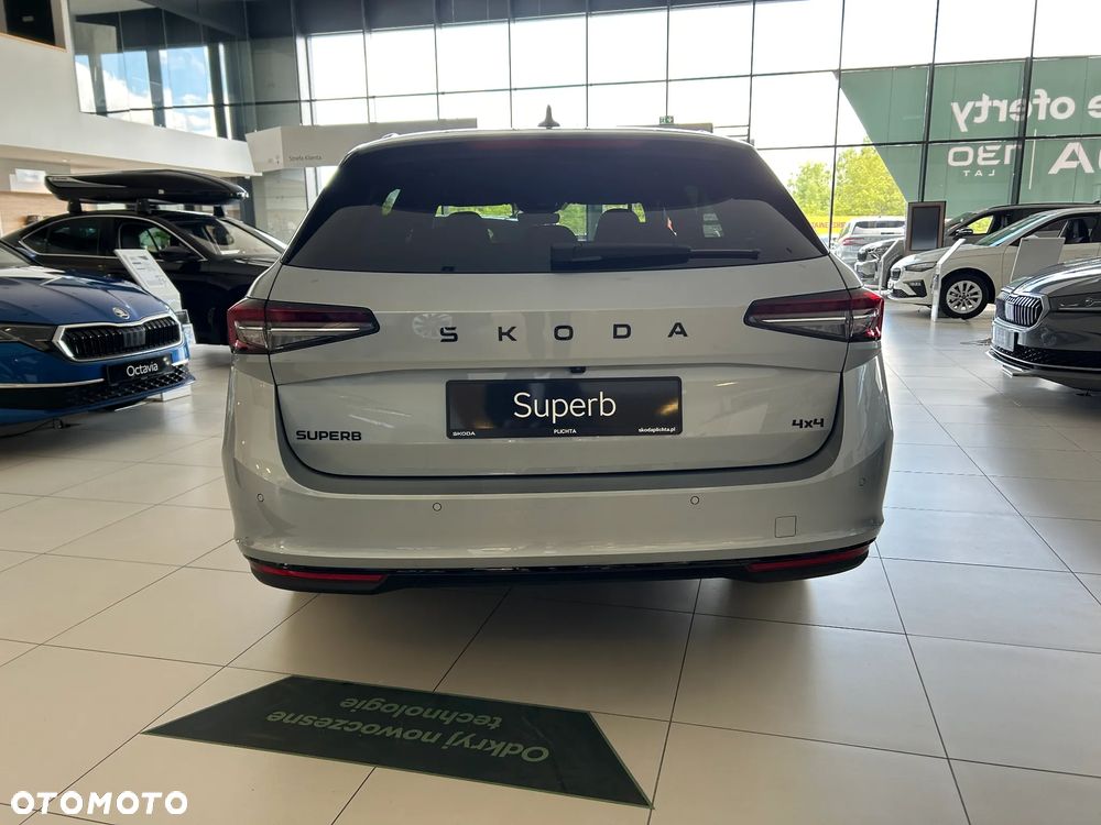 Skoda Superb 2.0 TDI SCR 4x4 Sportline DSG - 8