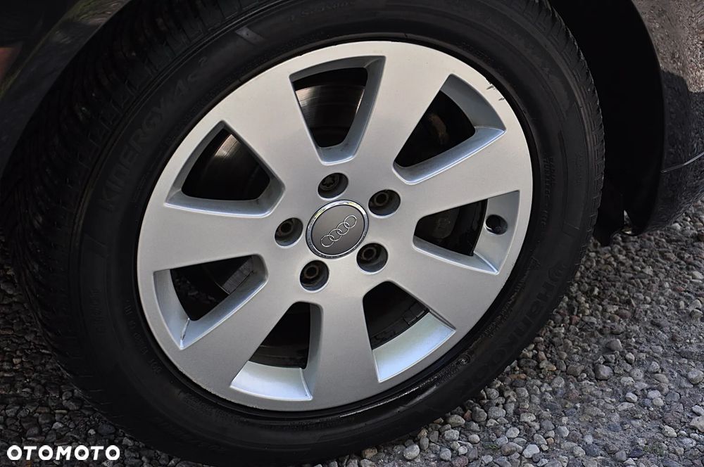 Audi A3 3-drzwiowe 1.6 Attraction - 30