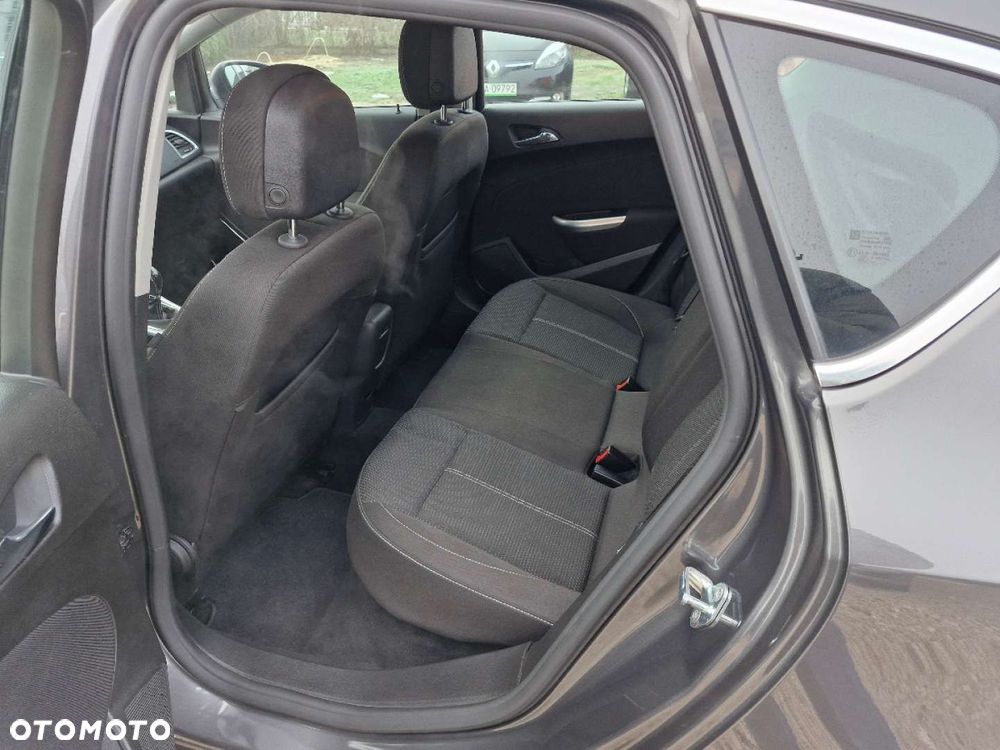 Opel Astra 1.4 Turbo Cosmo - 17