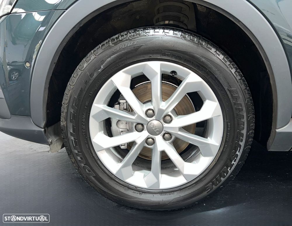 Audi Q3 2.0 TDI Design - 14