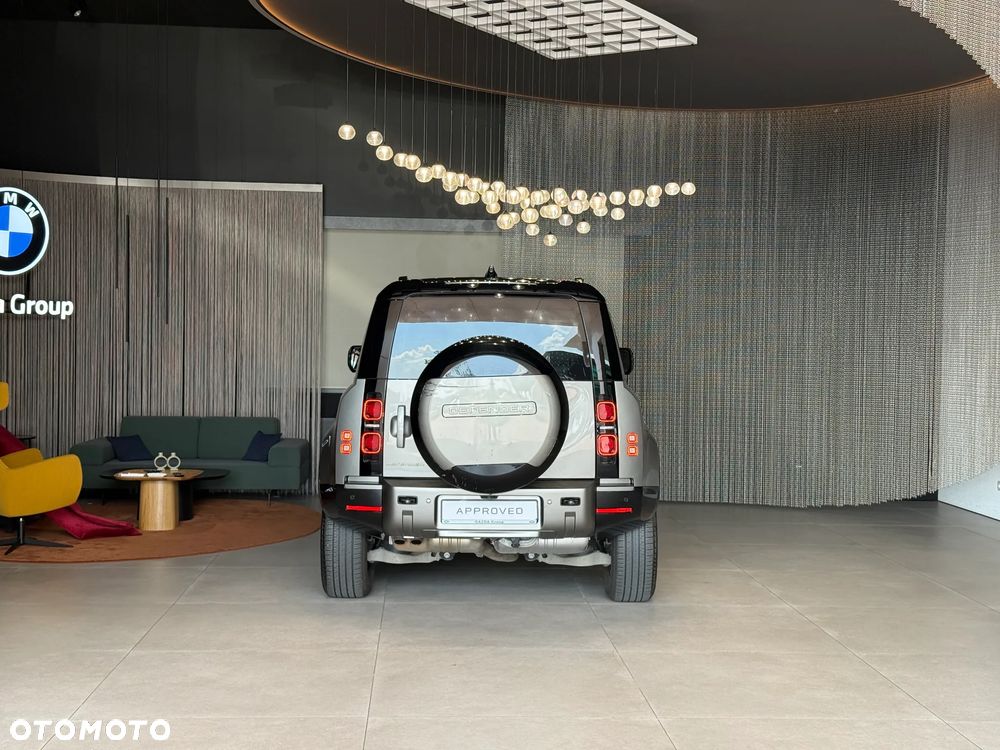 Land Rover Defender 3.0 D250 mHEV X-Dynamic HSE - 8
