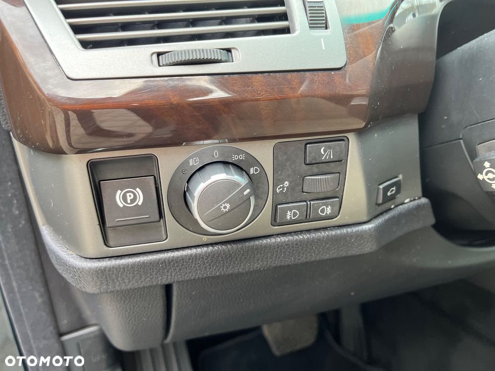 BMW Seria 7 730Ld - 14