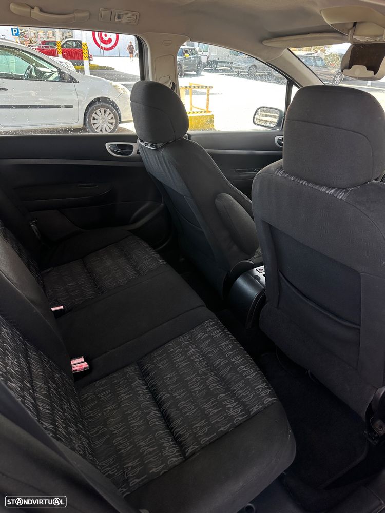 Peugeot 307 SW 1.6 HDi - 13