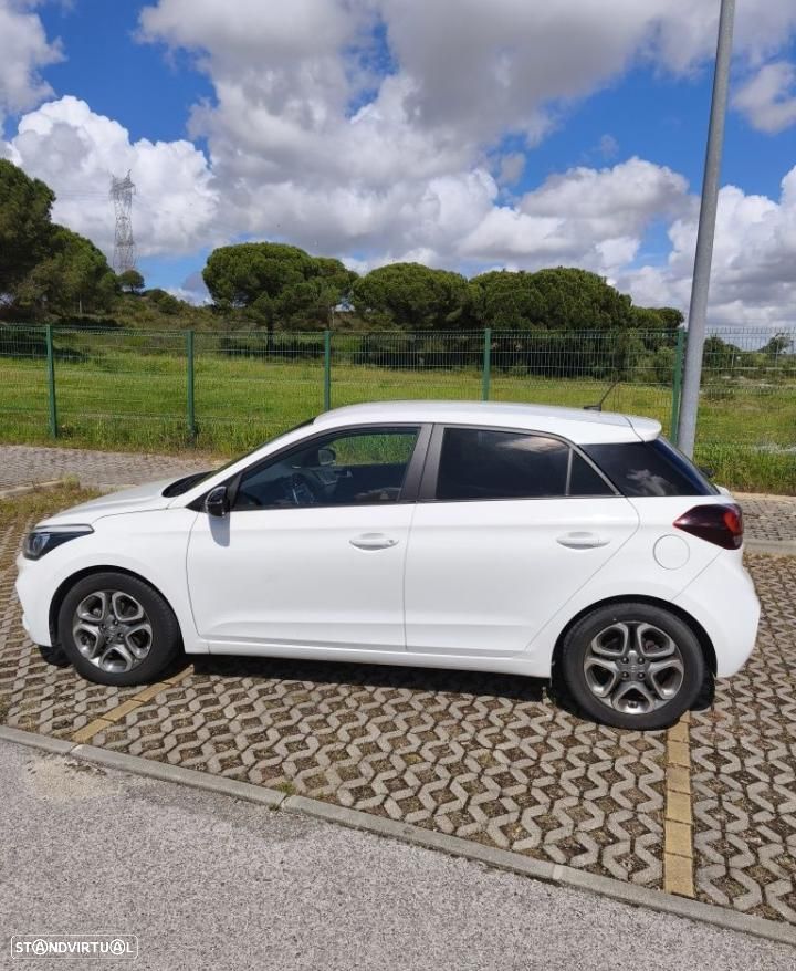 Hyundai i20 1.0 T-GDI Style Plus - 2