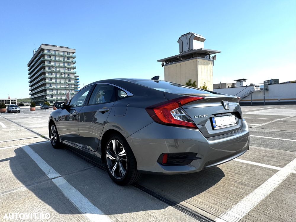 Honda Civic 1.5 VTEC Turbo Elegance Navi - 7