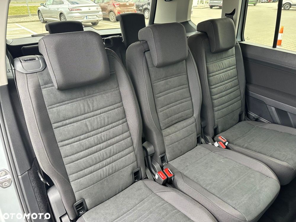 Volkswagen Touran 1.5 TSI EVO Comfortline Plus DSG - 24